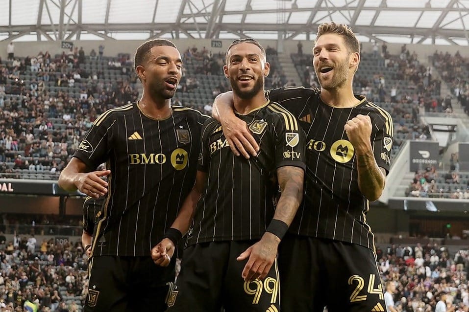 Denis Bouanga carries LAFC to comeback win amid protests