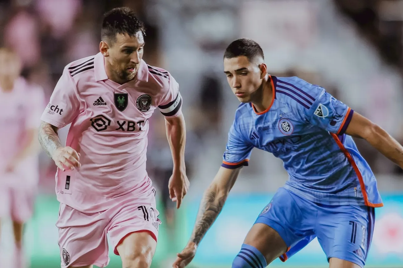 Inter Miami's Lionel Messi and NYCFC's Julián Fernandez face off in the Noche d'Or