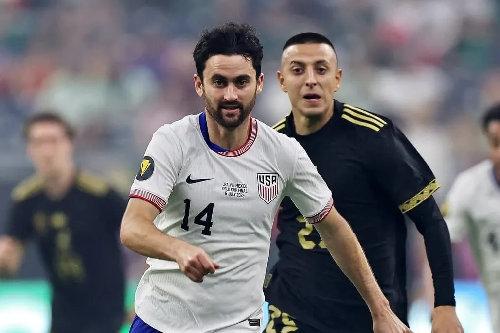 Mexico defeats USMNT to win Gold Cup for 10th time