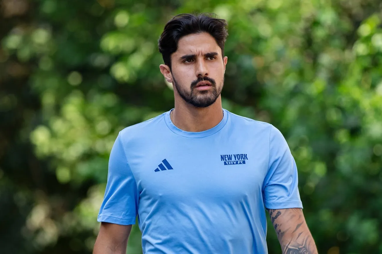 Thiago Martins undergoes knee surgery, out four-to-six weeks
