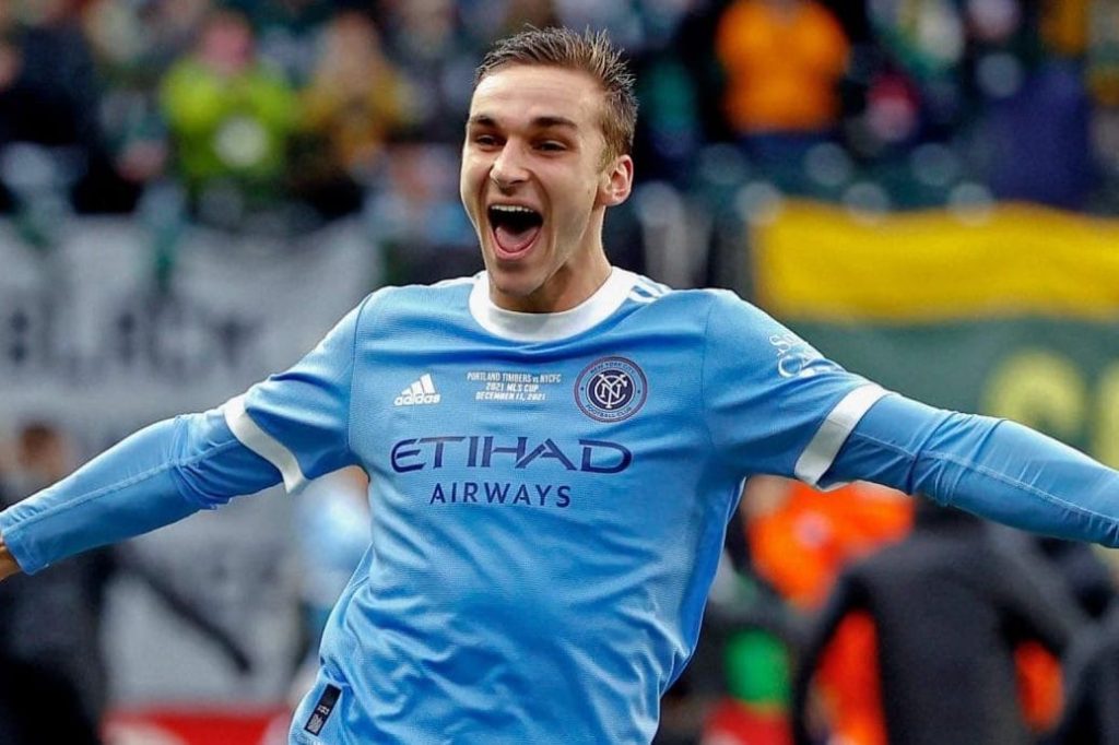 James Sands returns to NYCFC, signs new four-year contract