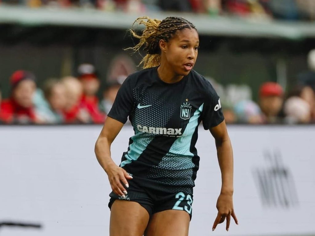 “I’m Back”: Midge Purce re-signs with Gotham FC