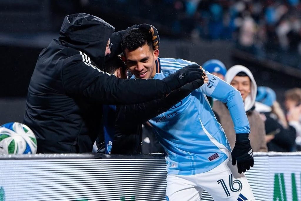 New York City FC striker Alonso Martínez celebrates after scoring the game-winning goal against Philadelphia Union