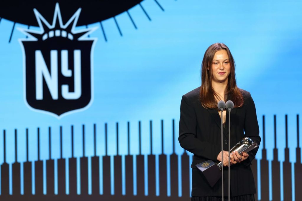 Lilly Reale named 2025 NWSL Rookie of the Year