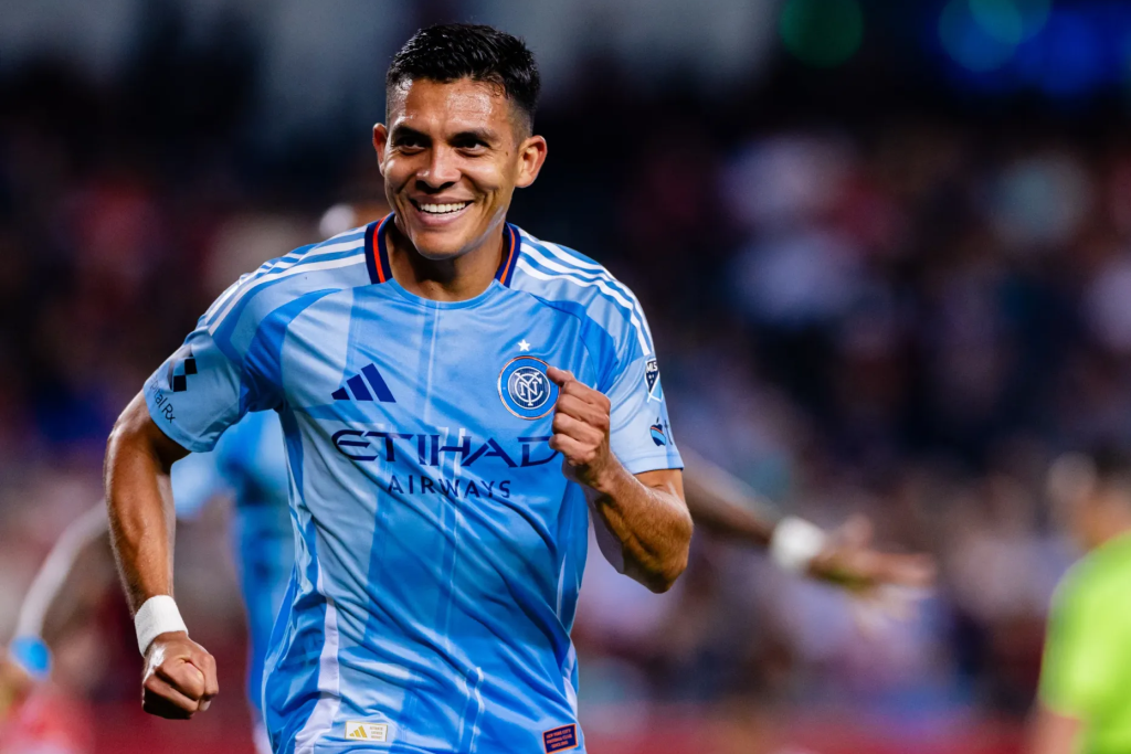 Alonso Martínez undergoes surgery for knee injury suffered on int’l duty with Costa Rica