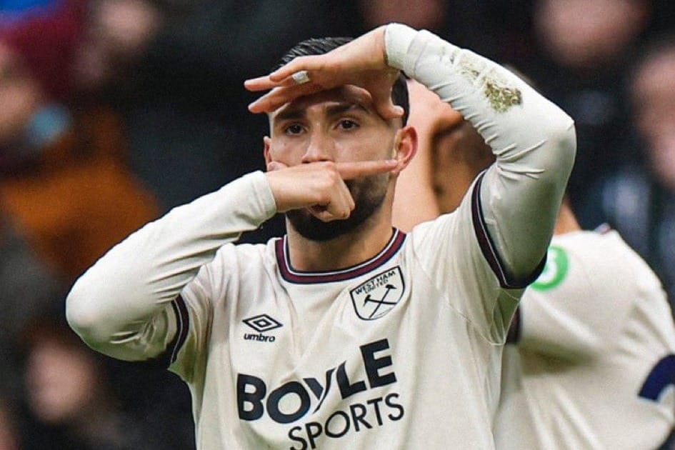 Taty Castellanos scores first Premier League goal for West Ham